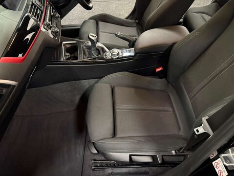 BMW 1 Series 1.5 118I Sport 5dr 44