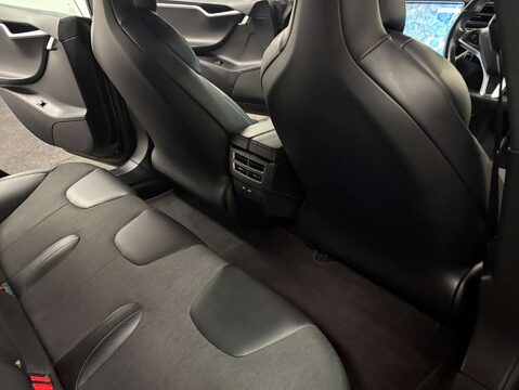 Tesla Model S Model S 75D 4WD 5dr 33