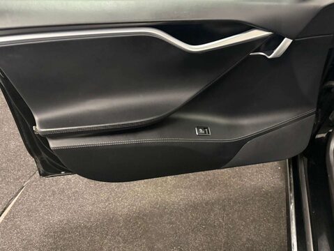 Tesla Model S Model S 75D 4WD 5dr 42