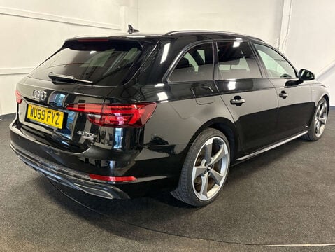 Audi A4 2.0 A4 Black Edition 40 TDI Quattro Semi-Auto 4WD 5dr 5