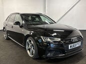 Audi A4 2.0 A4 Black Edition 40 TDI Quattro Semi-Auto 4WD 5dr 6