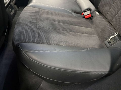 Audi A4 2.0 A4 Black Edition 40 TDI Quattro Semi-Auto 4WD 5dr 43