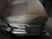 Toyota C-HR 1.8 C-HR Design HEV CVT 5dr 10