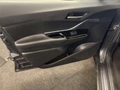 Toyota C-HR 1.8 C-HR Design HEV CVT 5dr 44