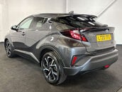 Toyota C-HR 1.8 C-HR Design HEV CVT 5dr 3