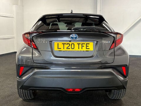 Toyota C-HR 1.8 C-HR Design HEV CVT 5dr 4