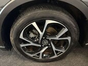 Toyota C-HR 1.8 C-HR Design HEV CVT 5dr 50