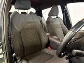 Toyota C-HR 1.8 C-HR Design HEV CVT 5dr 9