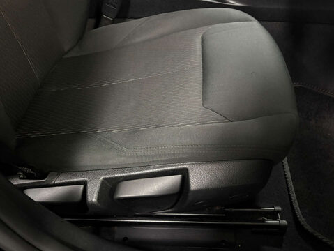 BMW 1 Series 1.5 118I SE Auto 5dr 11