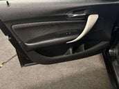 BMW 1 Series 1.5 118I SE Auto 5dr 41