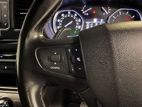 Peugeot Traveller 2.0 Traveller Allure Standard Blue HDi Auto 5dr 15