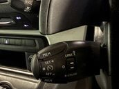 Peugeot Traveller 2.0 Traveller Allure Standard Blue HDi Auto 5dr 17