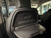 Peugeot Traveller 2.0 Traveller Allure Standard Blue HDi Auto 5dr 33