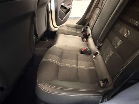 Mercedes-Benz GLA 1.6 GLA 180 Urban Edition Auto 5dr 31
