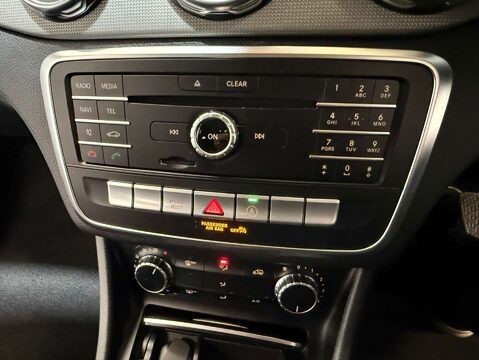 Mercedes-Benz GLA 1.6 GLA 180 Urban Edition Auto 5dr 16