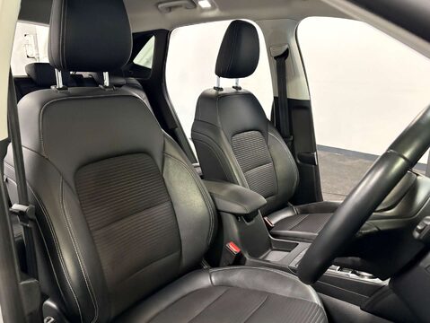 Ford Kuga 2.5 Kuga Titanium PHEV CVT 5dr 14