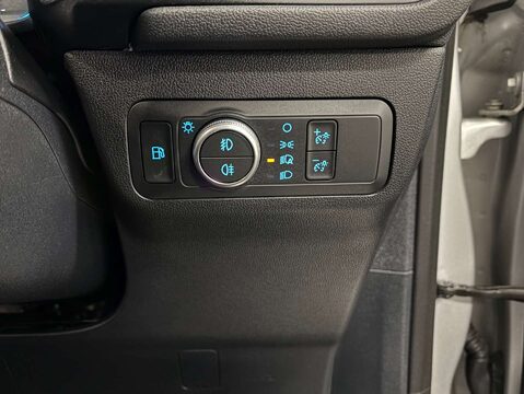 Ford Kuga 2.5 Kuga Titanium PHEV CVT 5dr 15