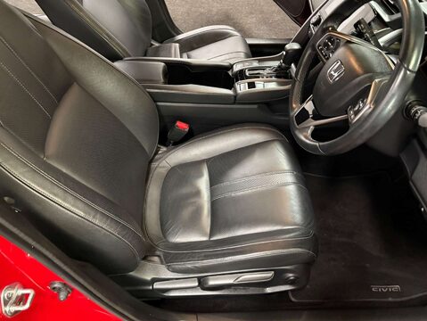 Honda Civic 1.0 Civic EX VTec CVT 5dr 14