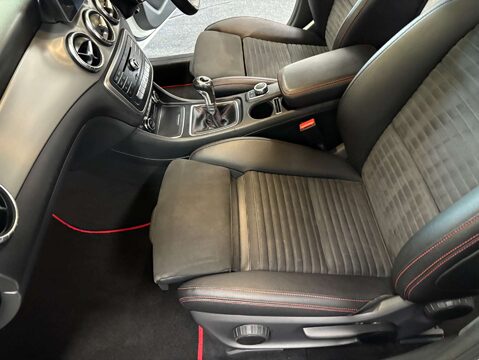 Mercedes-Benz CLA Class 1.6 CLA 200 AMG Line Night Edition 4dr 48