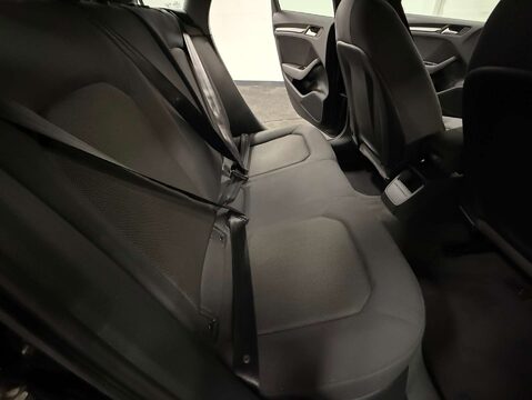 Audi A3 1.0 A3 Sportback 30 TFSI SE Technik 5dr 21