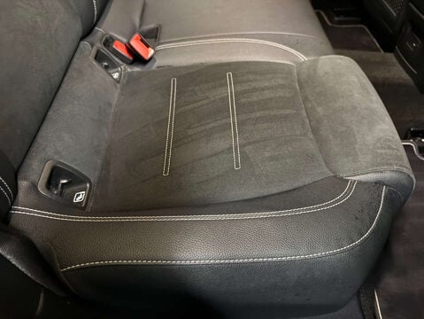 Mercedes-Benz A Class 1.3 A 250 AMG Line Edition Premium+ E Auto 4dr 39