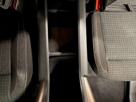 Peugeot Rifter 1.5 Rifter GT Line Blue HDi S/S Auto 5dr 27