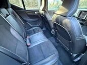 Volvo XC40 1.5 XC40 R-Design Pro T3 5dr 3