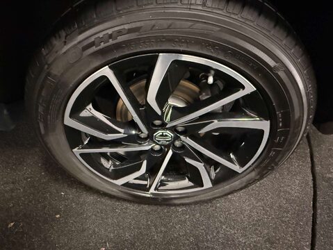 MG ZS 1.5 MG ZS Exclusive VTi-Tech 5dr 42