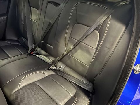 Jaguar E-Pace 2.0 E-Pace R-Dynamic S D AWD Auto 4WD 5dr 33