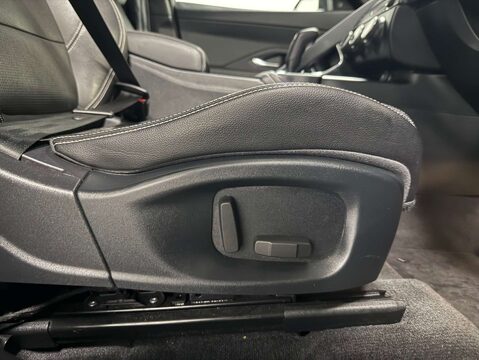 Jaguar E-Pace 2.0 E-Pace R-Dynamic S D AWD Auto 4WD 5dr 10