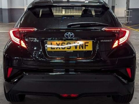 Toyota C-HR 1.8 C-HR Excel HEV CVT 5dr 3