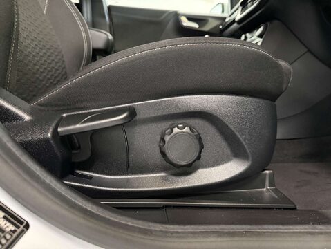 Ford Puma 1.0 Puma Titanium MHEV 5dr 13