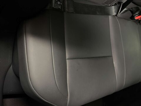 Lexus Ux 2.0 UX 250h 4x2 CVT 5dr 31