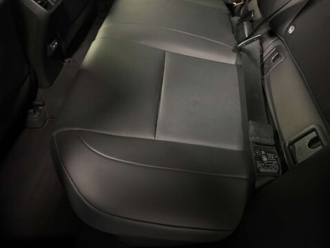 Lexus Ux 2.0 UX 250h 4x2 CVT 5dr 37