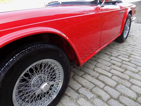Triumph TR6 150bhp 13