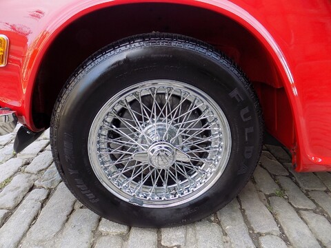 Triumph TR6 150bhp 25