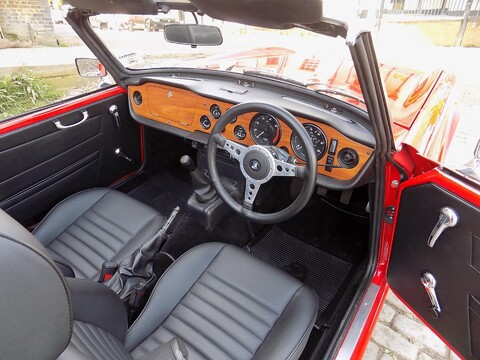 Triumph TR6 150bhp 32