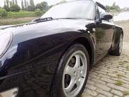 Porsche 911 993 CARRERA 2 13