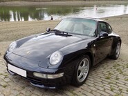 Porsche 911 993 CARRERA 2 35