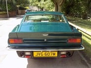 Aston Martin V8 Series 3 28
