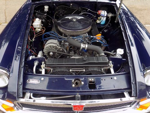 MG BGT V8 by CCHL 3
