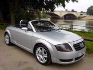 Audi TT ROADSTER 1