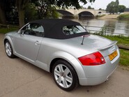 Audi TT ROADSTER 2