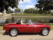 MG MGB V8 ROADSTER 30