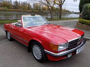 Mercedes-Benz SL Series 300 SL 21