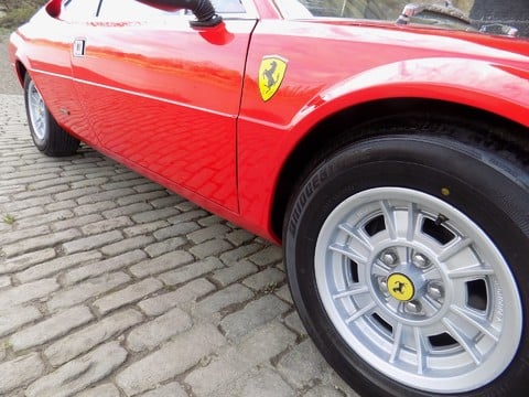 Ferrari 308 GT4 Dino 33