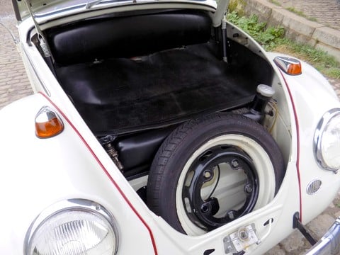 Volkswagen Beetle 1300 40