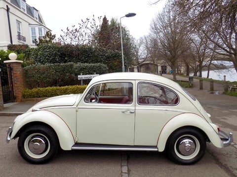 Volkswagen Beetle 1300 47