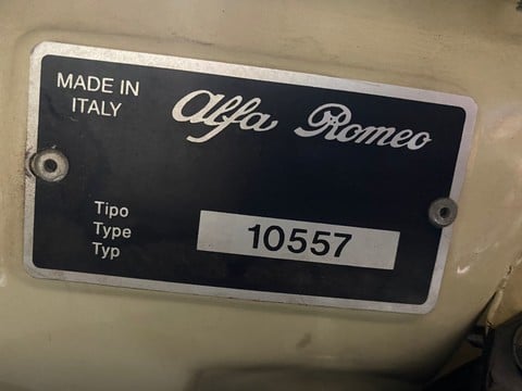 Alfa Romeo 1750 Spider Veloce 105.58 Series 94