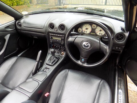 Mazda MX-5 S-VT SPORT 12